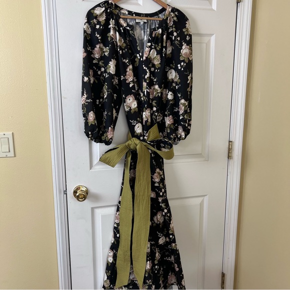 Tuckernuck Dress Maxi Floral Pockets Midnight Garden - Picture 9 of 10